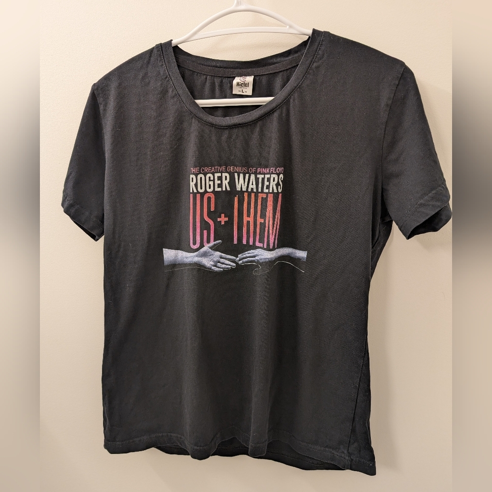 Pink Floyd Roger Waters US + Them Black T-Shirt Women's Medium